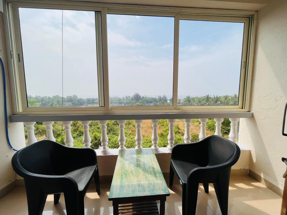 Nagas Hotel Satyavati Morjim Zewnętrze zdjęcie